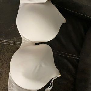 Victoria secret incredible Bra